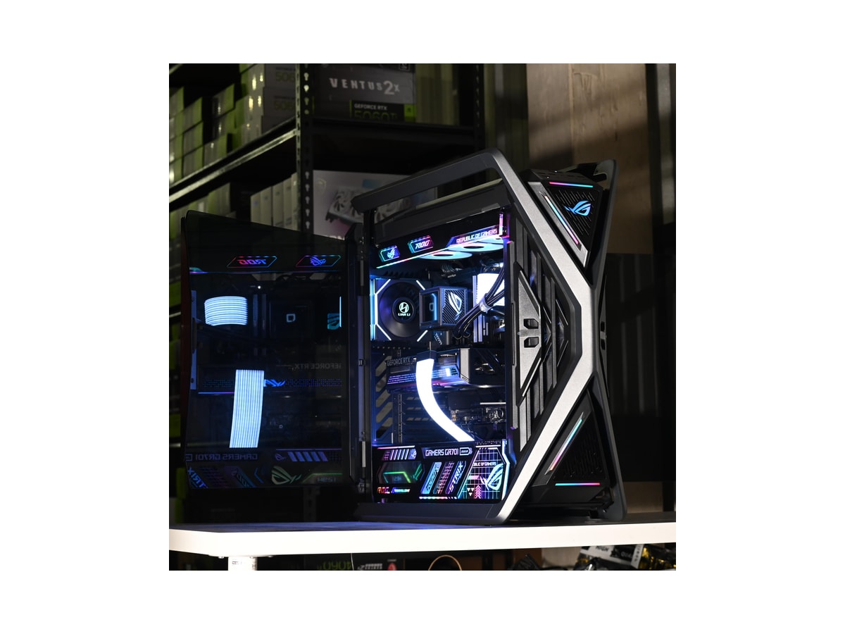 ROG Hyperion & RTX 5090 SUPRIM SOC| Ryzen 7 9800X3D | Ultimate RGB Gaming Pc