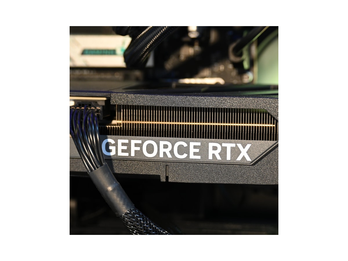 RYZEN 7 9700X | RTX 5070 Ti | High End Liquid Cooled Rgb Gaming Pc thumbnail 2