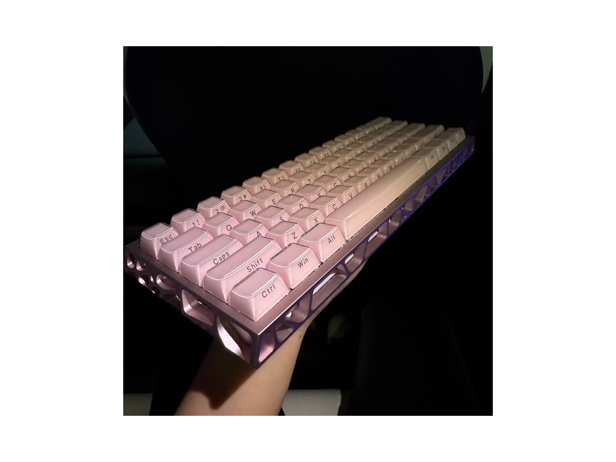 wooting 60 extreme pink thumbnail 3